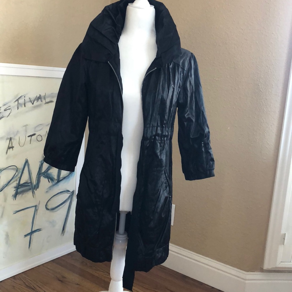 Black Satin light jacket by Kensie